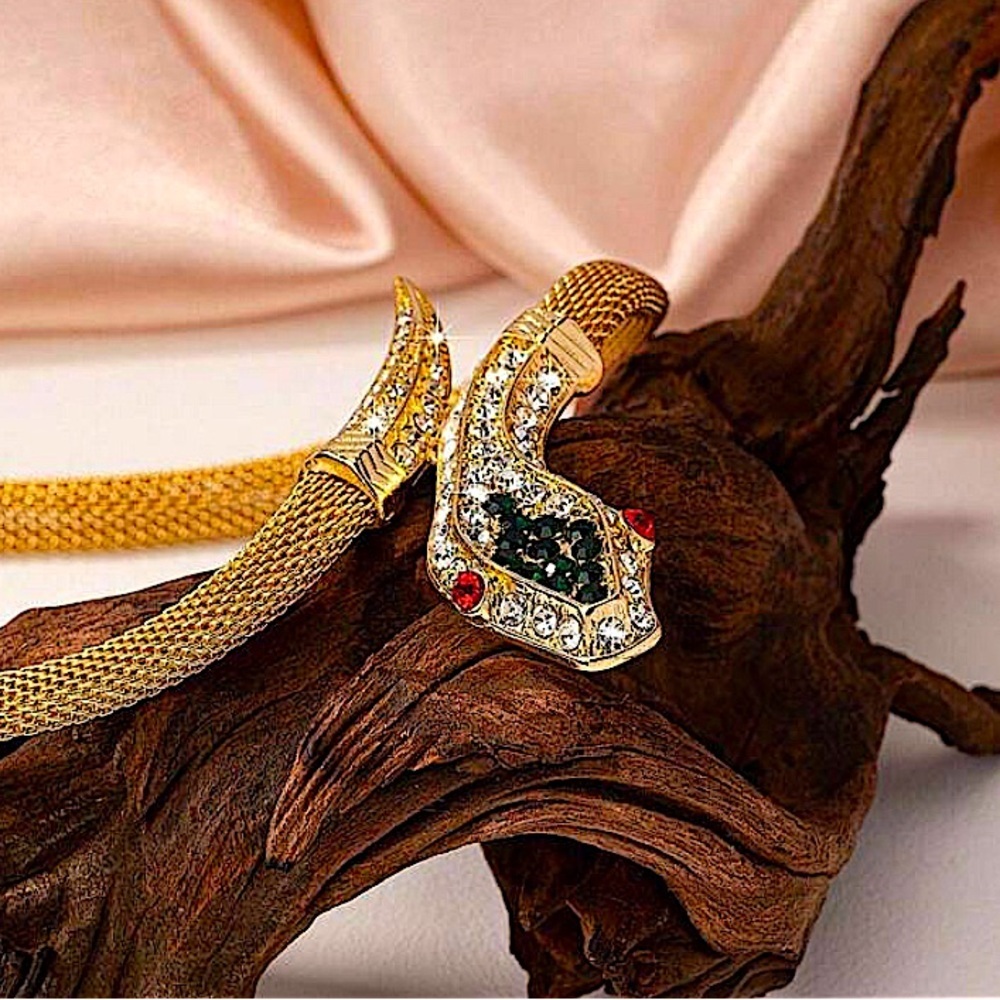 Rhinestone Snake Necklace Choker, Unique Creative Lightweight Luxury Necklace - Picture 2 of 10